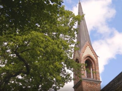 Spendenaufruf: Neue Glockenanlage für die Trauerkapelle auf dem Alten Friedhof in Schwerin zum 160. Jahrestag ist das&nbsp;Ziel.