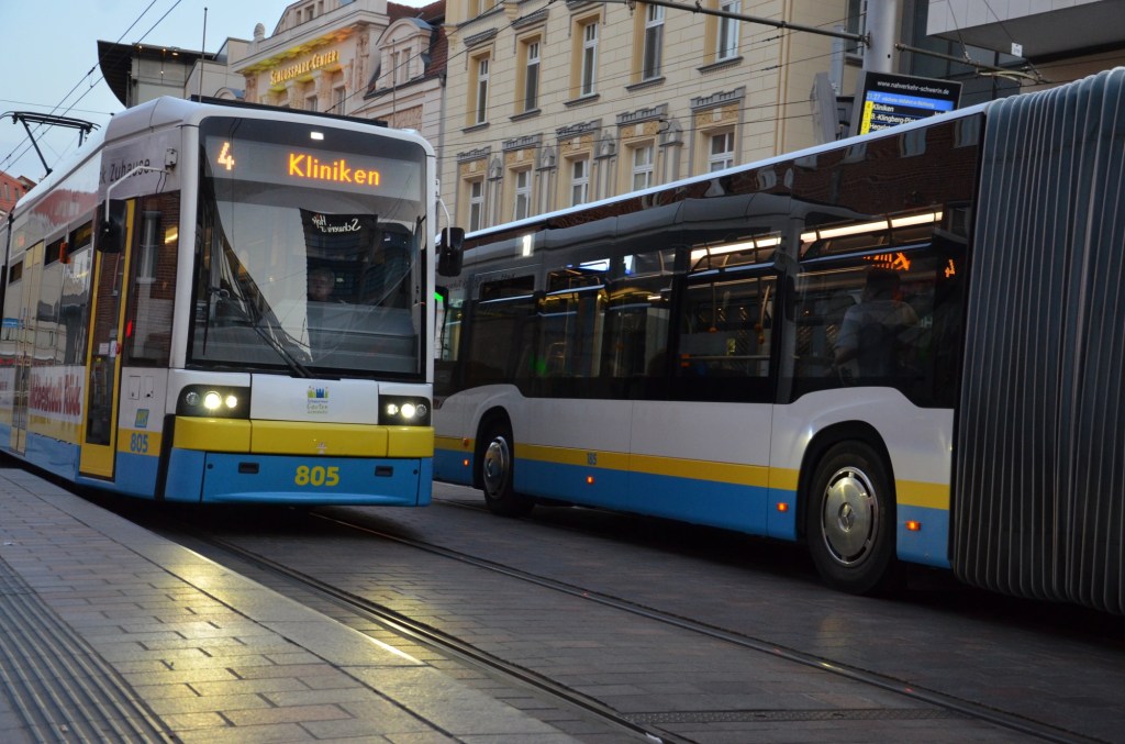 Samstag 16 bis 23 Uhr kostenfrei mit Bus&Bahn durch&nbsp;Schwerin.