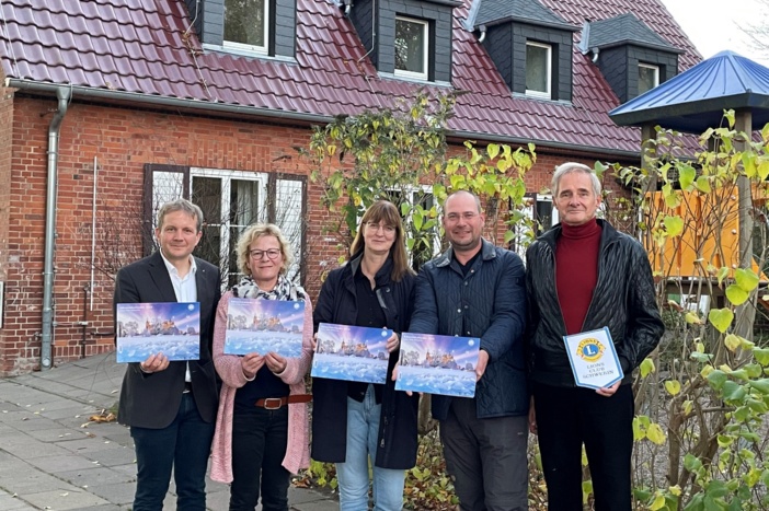 Lions-Club-Adventskalender 2022: Rekorderlös soll Schweriner Kinderheim für Geschwister&nbsp;zugutekommen