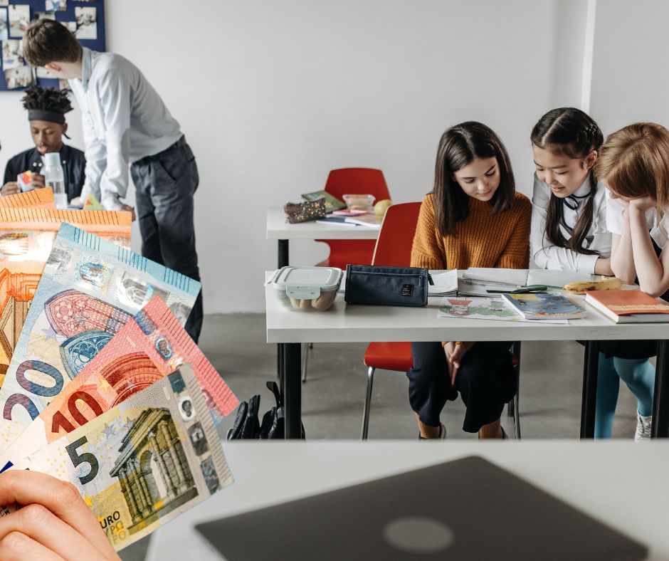 Lernhefte: Zahlen Eltern von Schweriner Schülerinnen und Schülern seit Jahren zu&nbsp;viel?