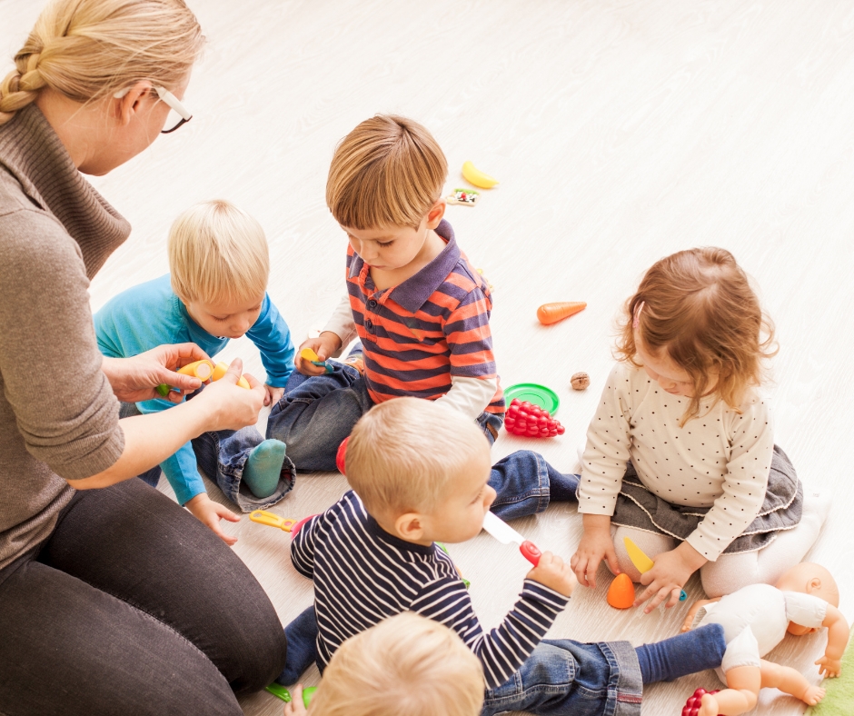 Elternbefragung zu Betreuungszeiten in Schweriner Kindertageseinrichtungen ausgewertet.
