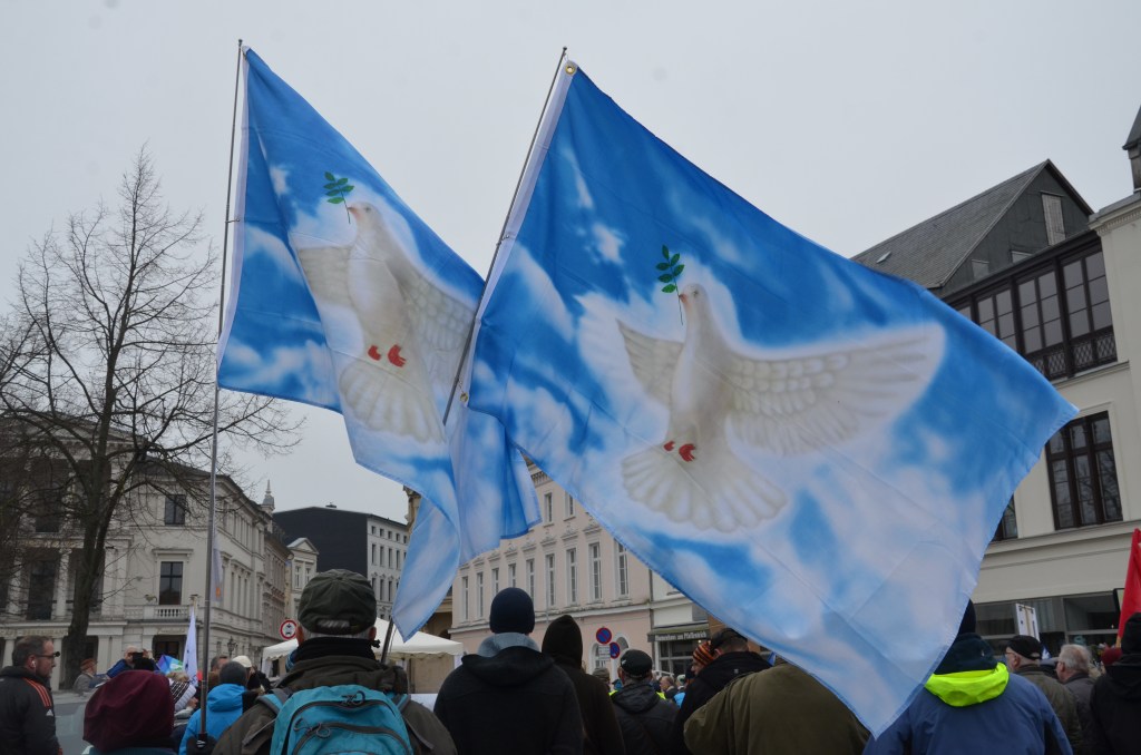 Traditioneller Ostermarsch zog durch die Schweriner&nbsp;Innenstadt.