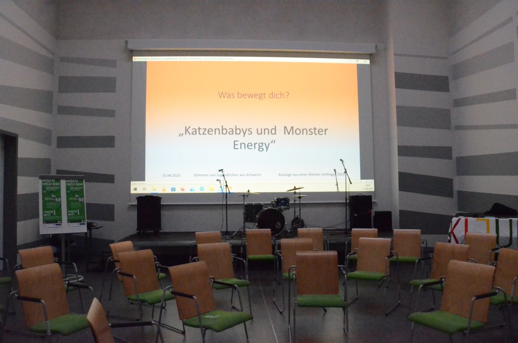 „Wir sind kein Problem, das man durch die Gegend schieben kann.“ Jugendliche im hitzigem Austausch mit den&nbsp;OB-Kandidaten.