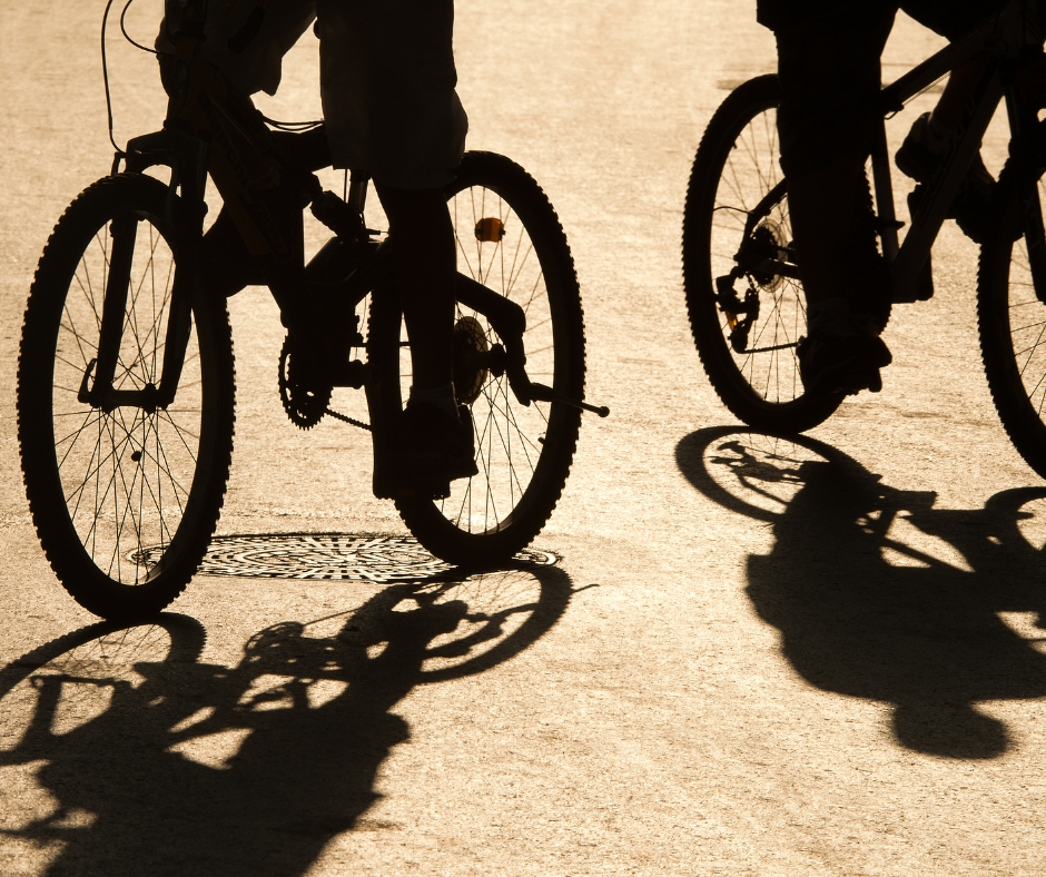 Polizei sucht Radfahrer als möglichen Zeugen nach Verkehrsunfall vor der&nbsp;Weststadt.