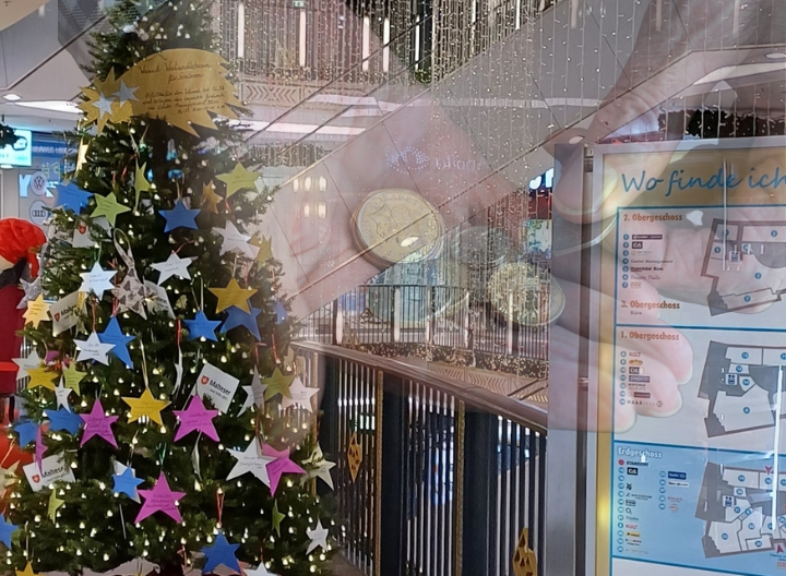 Vergessene Wünsche erfüllen: „Stern“ abnehmen und älteren Mitmenschen Geschenk&nbsp;machen.