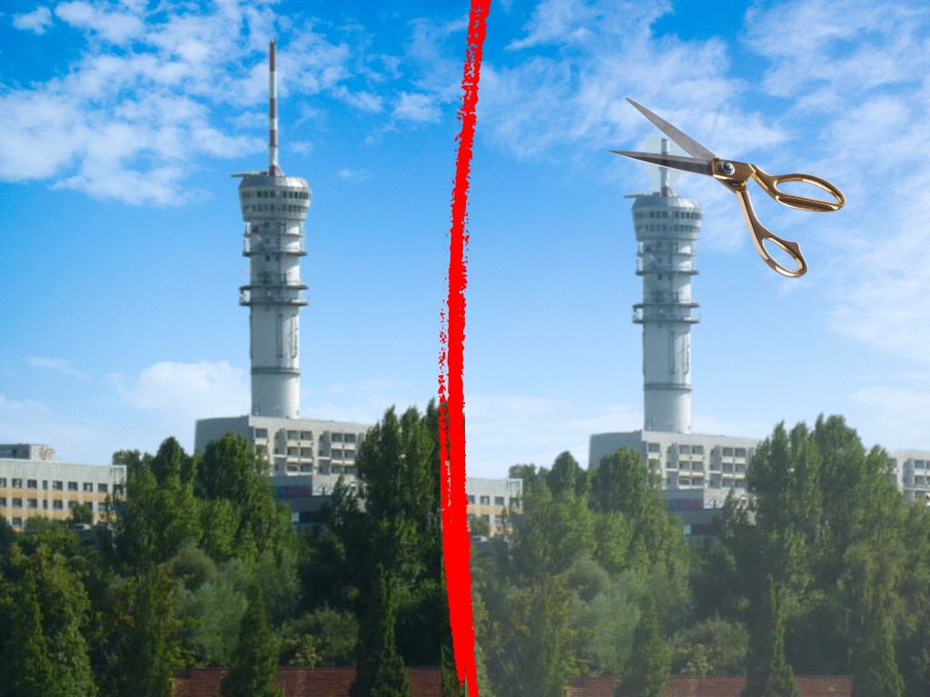 Fernsehturm wird kleiner. Antennenmast wird&nbsp;zurückgebaut.