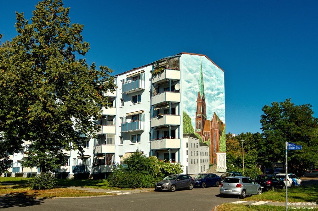 Kieler Straße Dom in Lankow in Schwerin