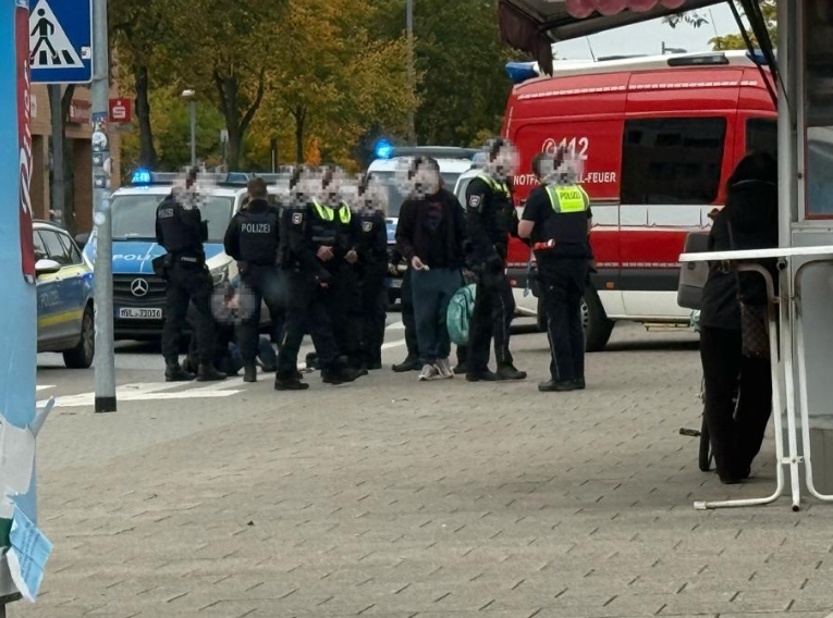 Größerer Polizeieinsatz nach körperlicher Auseinandersetzung am Dreescher&nbsp;Markt.