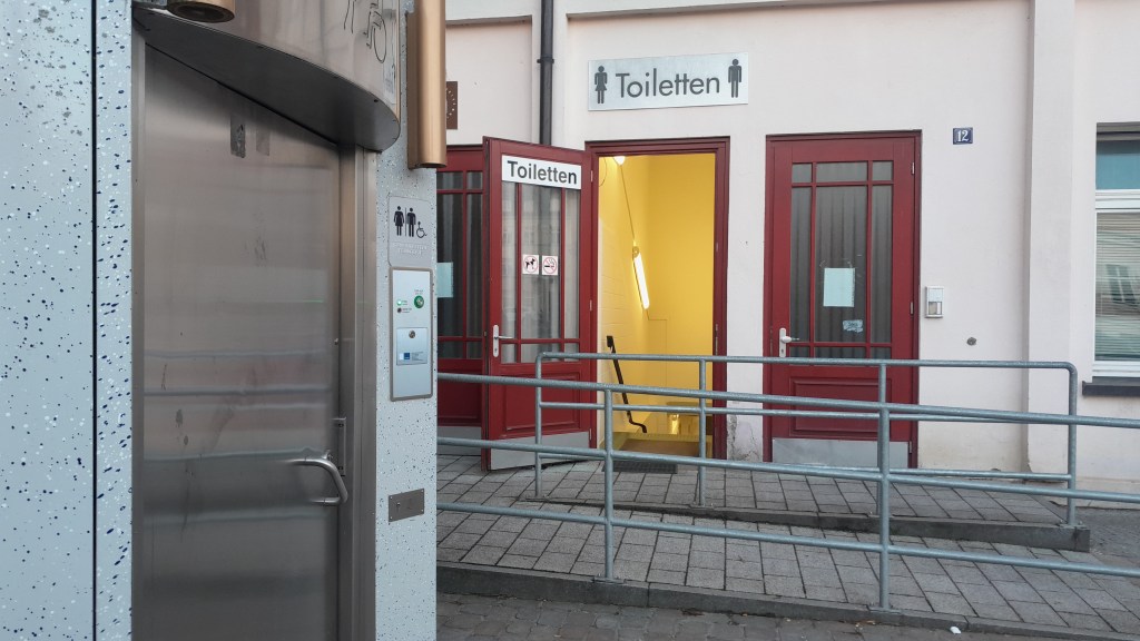 Kein Luxus, sondern Notdurft: Warum die Klo-Gebühr in Schwerin so absurd&nbsp;ist