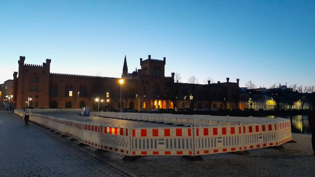 Größere Abperrung – was ist da am Pfaffenteich&nbsp;los?