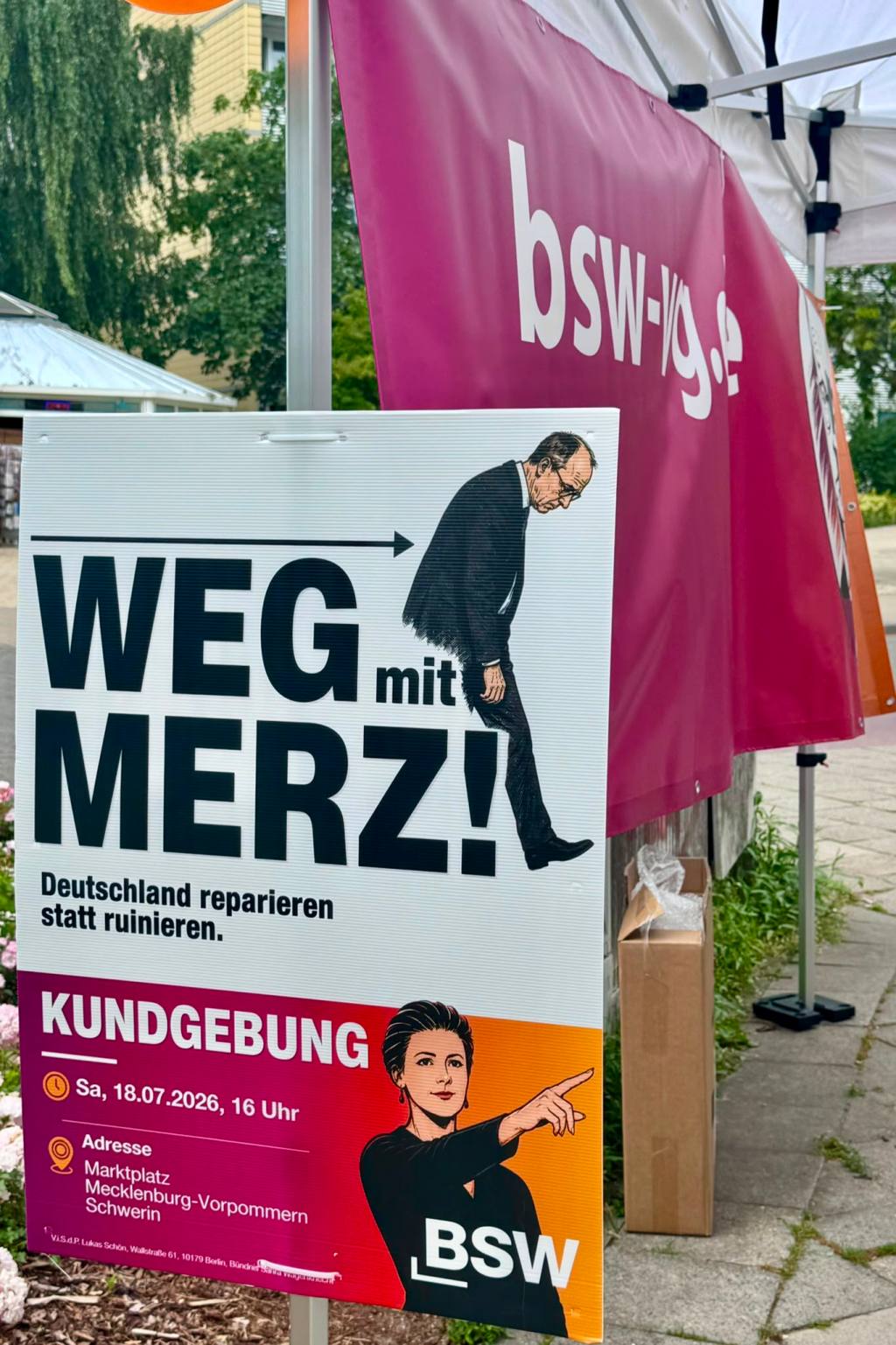BSW wirbt für Kundgebung gegen Merz auf dem Schweriner Markt