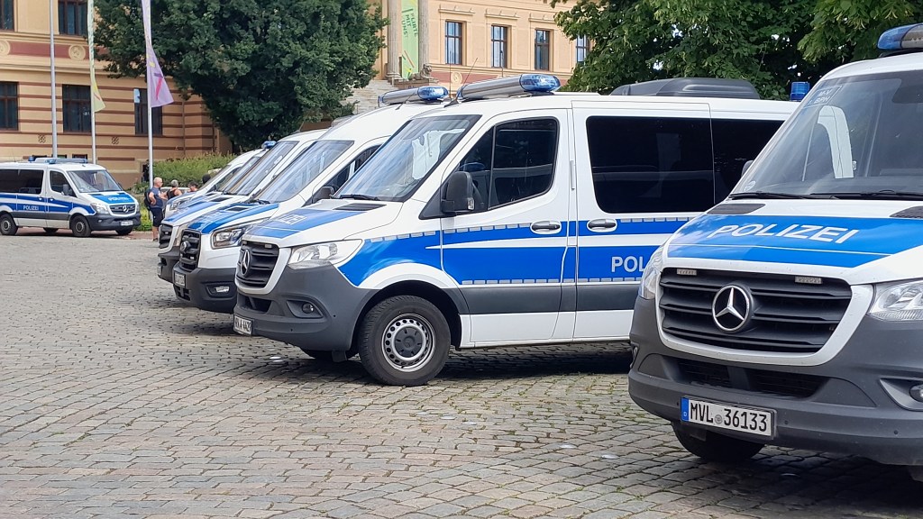 Versammlungsgeschehen in Schwerin: Polizei zieht Bilanz nach Demonstrationstag