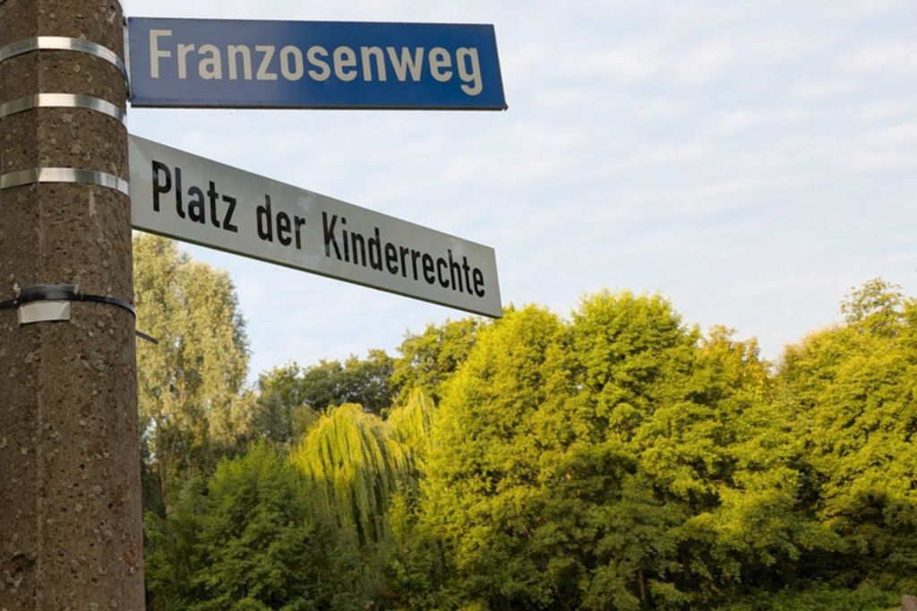Laut, leise und bunt: Schwerin feiert am Sonntag das große Familienfest am Platz der Kinderrechte