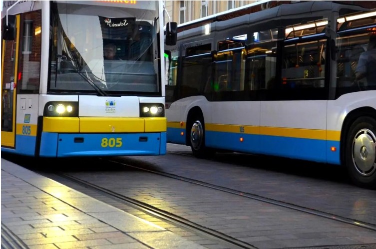 Busse fahren Umleitung: Drei Haltestellen in Krebsförden fallen ab Montag&nbsp;aus