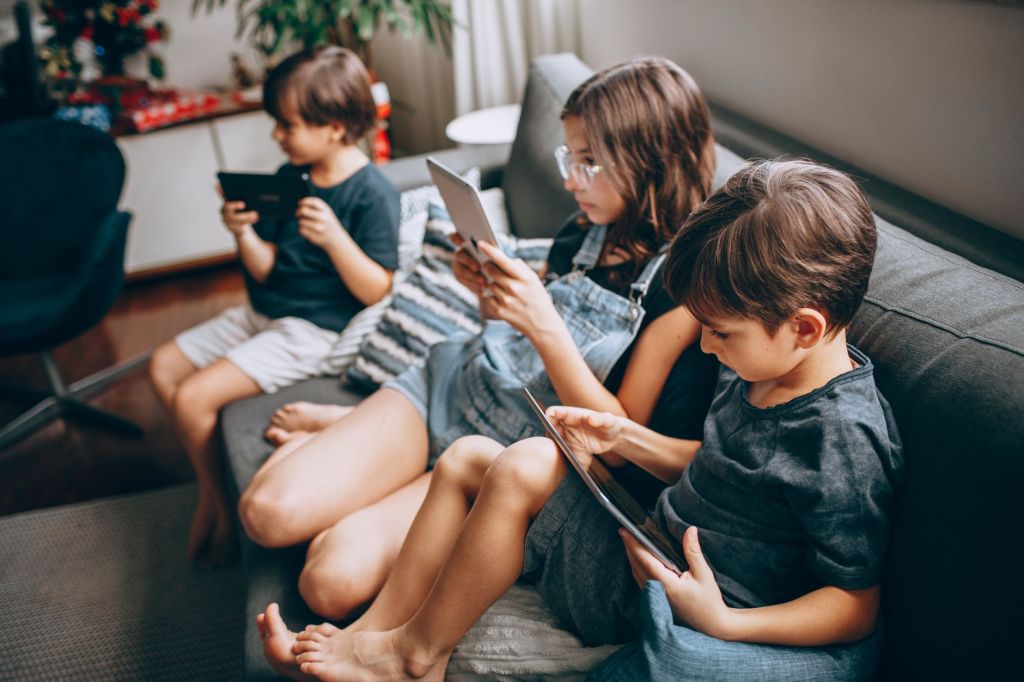 Mehr als Wischen und Klicken: Datenschutzbehörde bietet Schulen kostenlose Medien-Workshops an