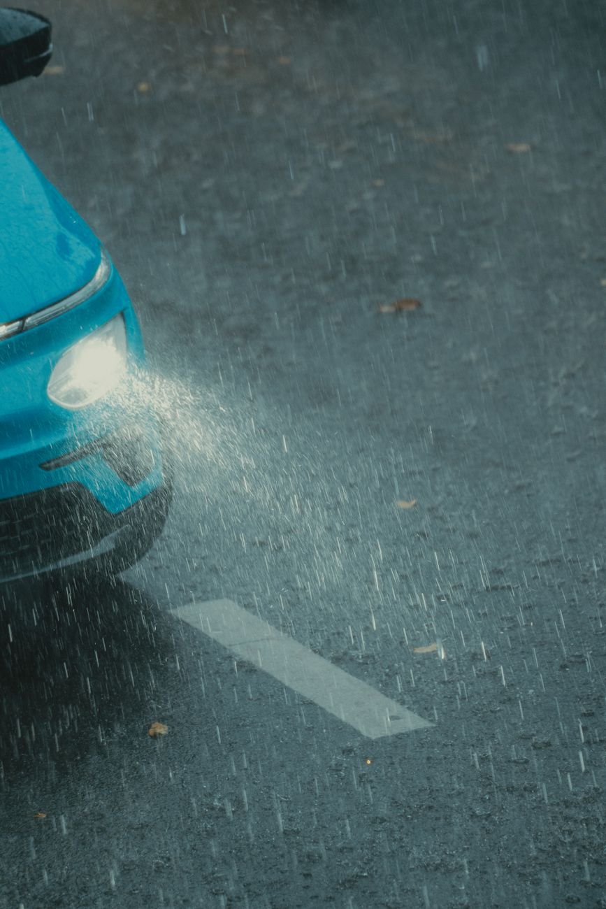 Unwetter sorgt für Sturmschäden und Verspätungen im&nbsp;NVS