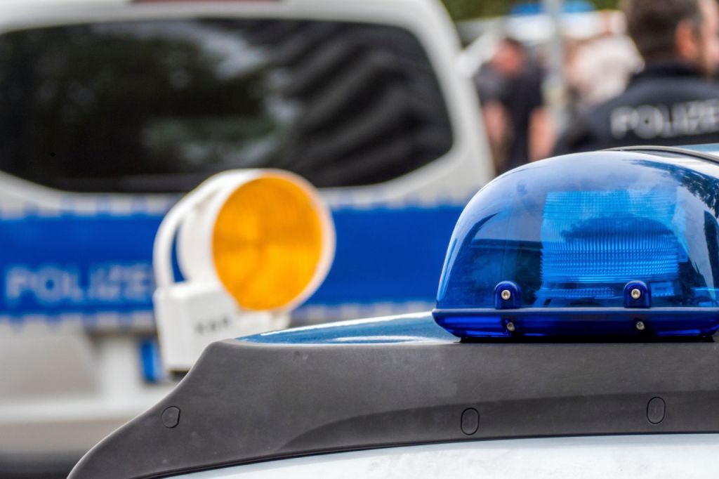 Frontalcrash in Krebsförden: 78-Jähriger überholt trotz durchgezogener&nbsp;Linie