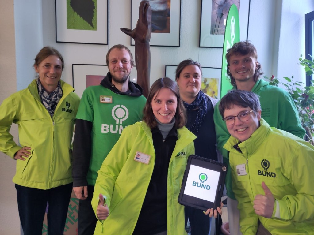 BUND-Botschafter in Schwerin unterwegs: Petition gegen Waldweg-Asphalt und ein Herbst voller Natur-Angebote