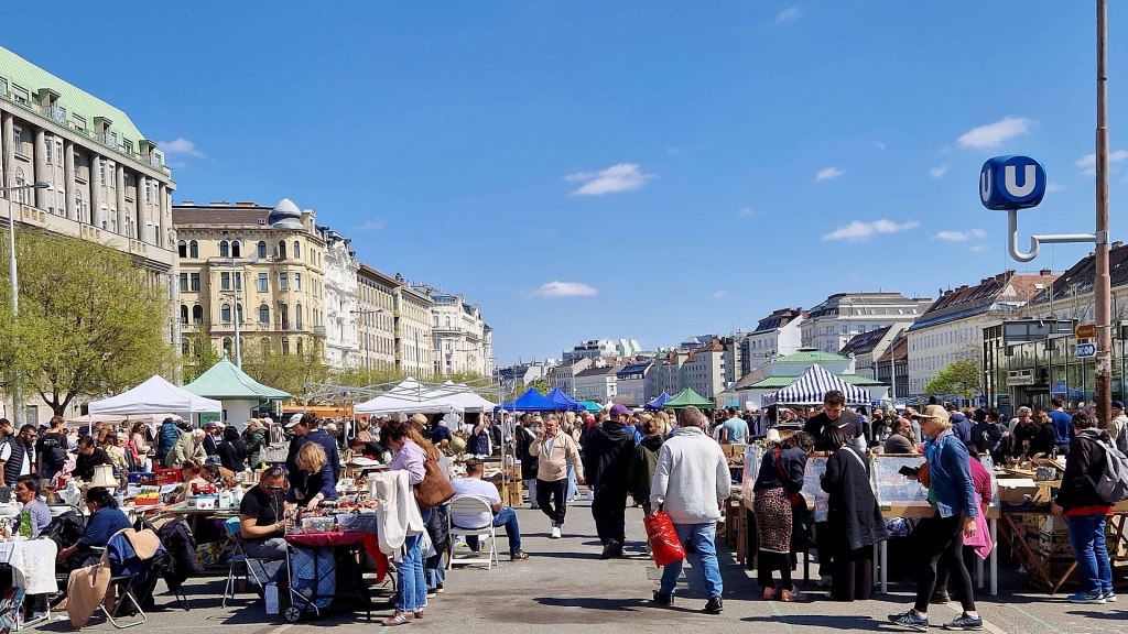 Flohmarkt im ElKiZ-Foyer: Stände gegen Kuchen am 30.&nbsp;Oktober
