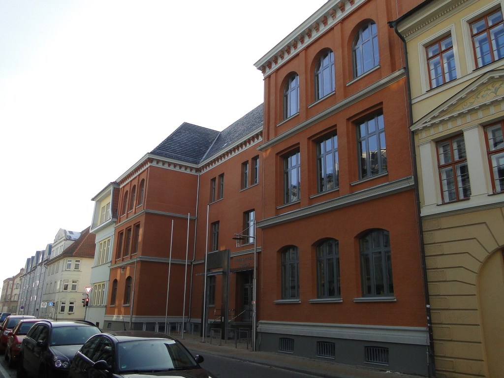 Schwerin verstetigt Suchtprävention an Schulen: 960 Schüler erreicht, Ausbau bis Klasse&nbsp;10