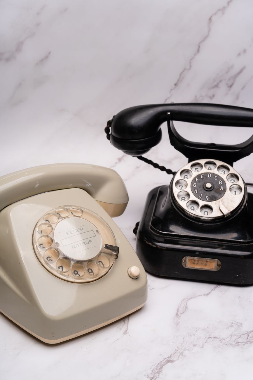 Schwerin zieht am Telefonstecker und schaltet Notfallnummern